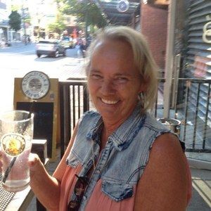 Meet your Posher, Rhonda